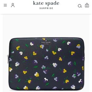 💯Kate spade Laptop case